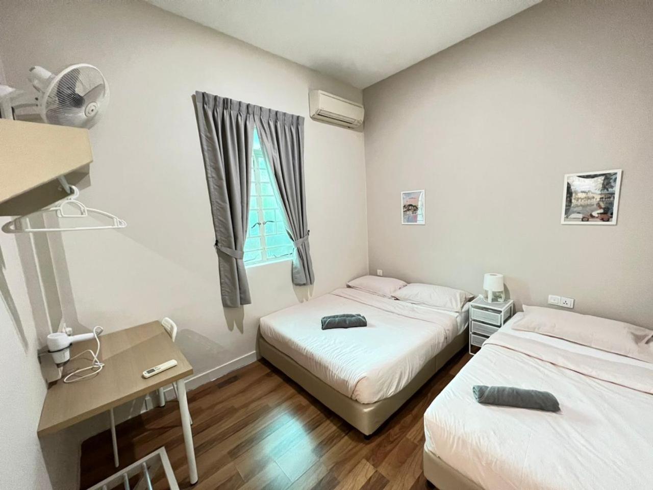 Myroom Georgetown, Off Jalan Burma, Gurney Drive George Town