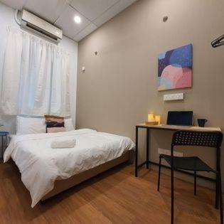 Homestay Myroom Georgetown, Off Jalan Burma, Gurney Drive *