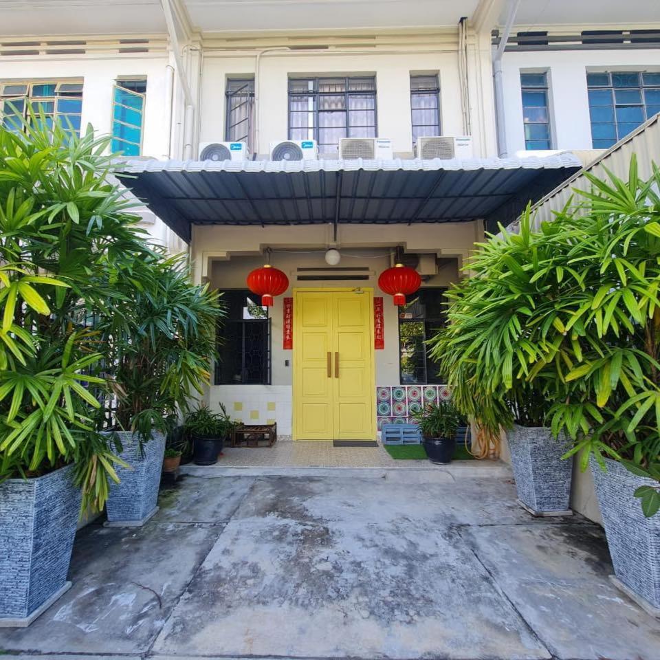 Myroom Georgetown, Off Jalan Burma, Gurney Drive Homestay *