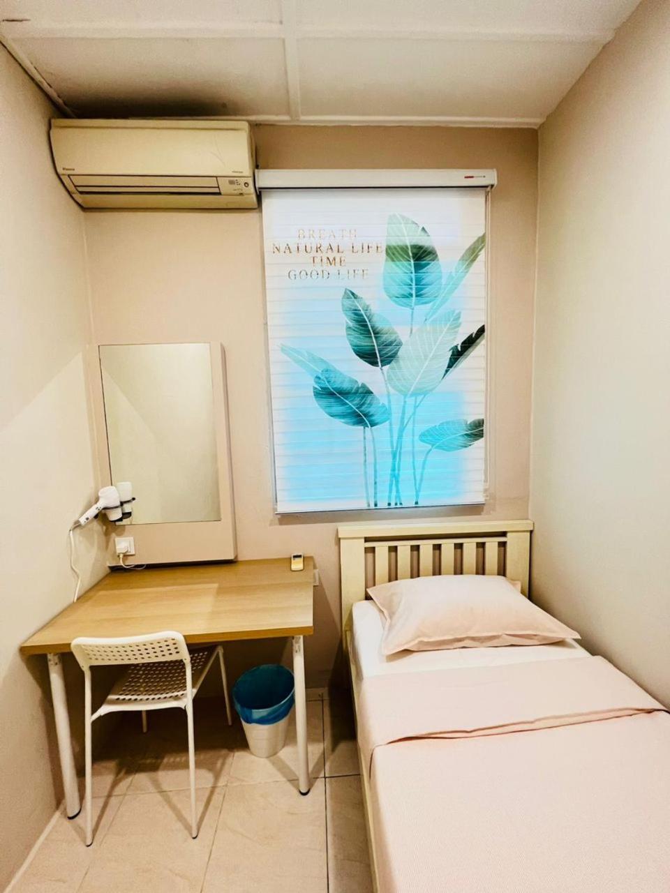 Myroom Georgetown, Off Jalan Burma, Gurney Drive Homestay